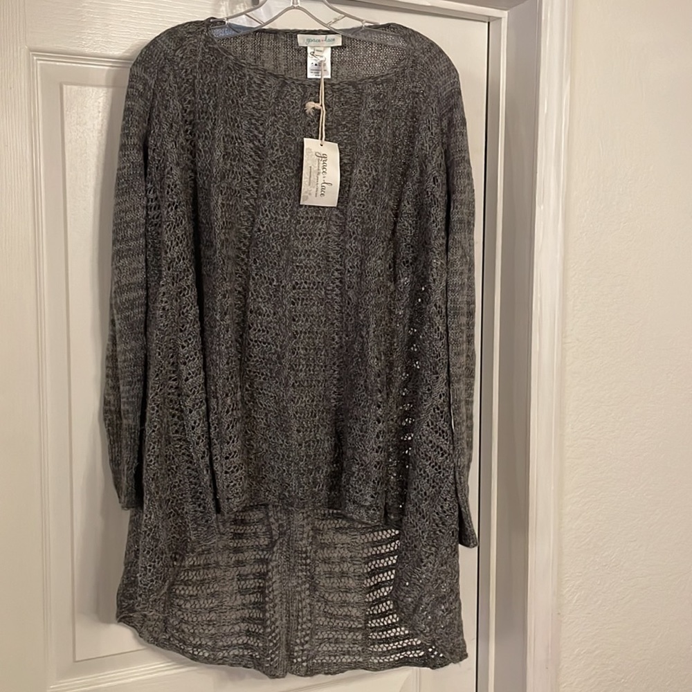Grace & Lace new gray flowing sweater size medium